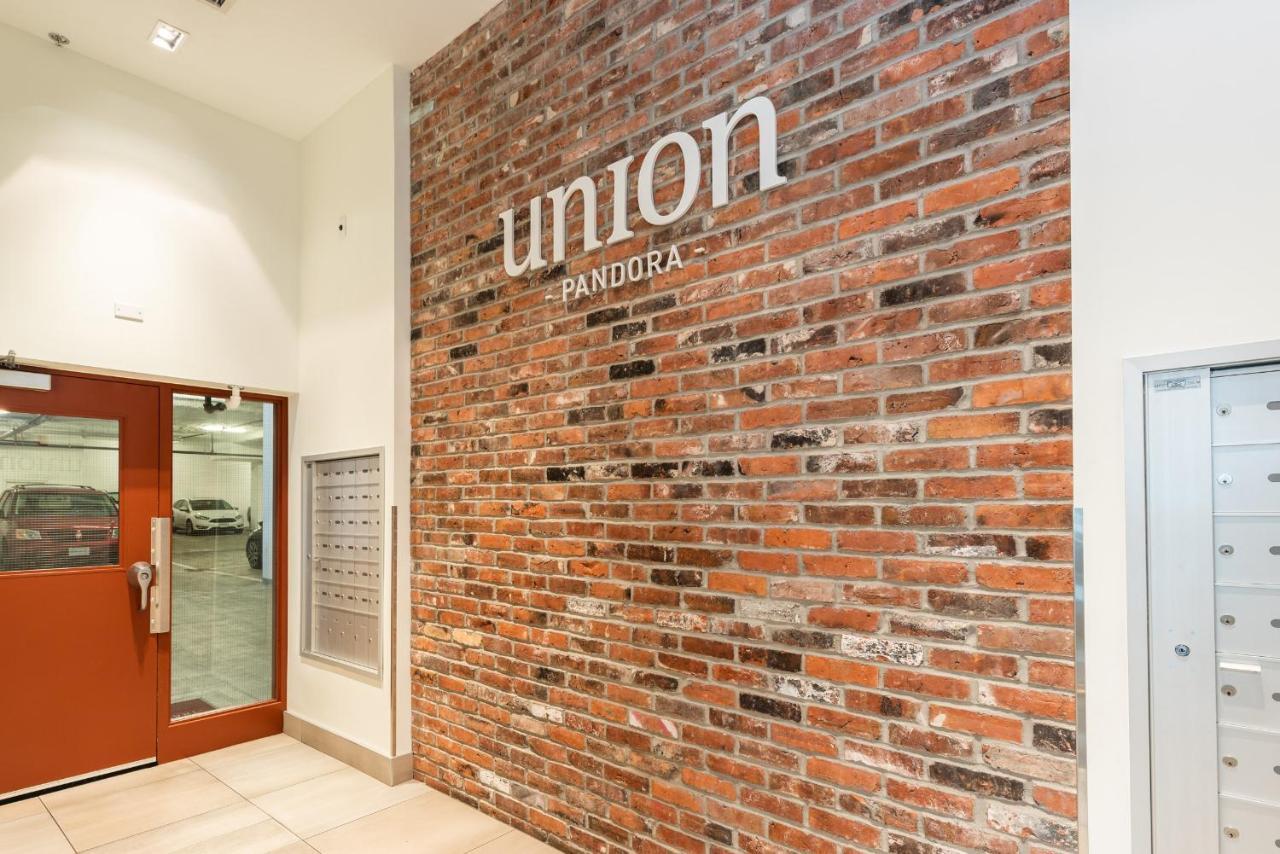 Appartement 506 Union - Downtown Victoria, Secure Parking Included *